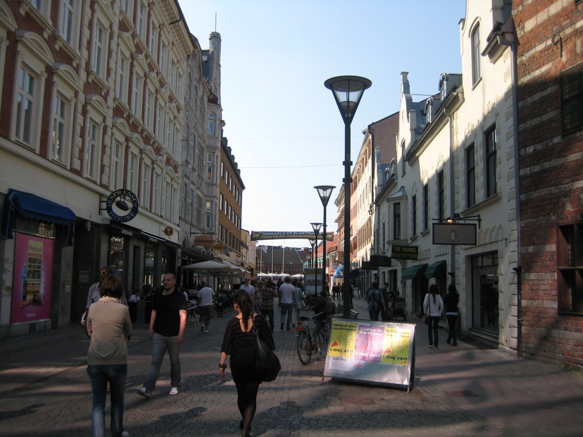 Malmö mall runs right through the city. With an assortment of high street brands, cafés and restaurant there is something for everyone. 